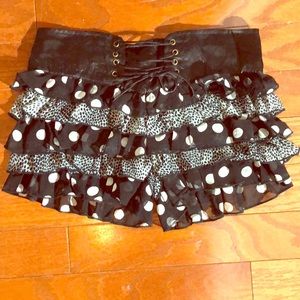 Cheetah and polka dot printed shorts